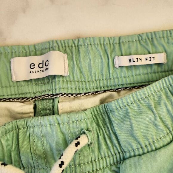 EDC slim fit women's size 30 pull on mint green Bermuda long shorts European - Picture 2 of 6
